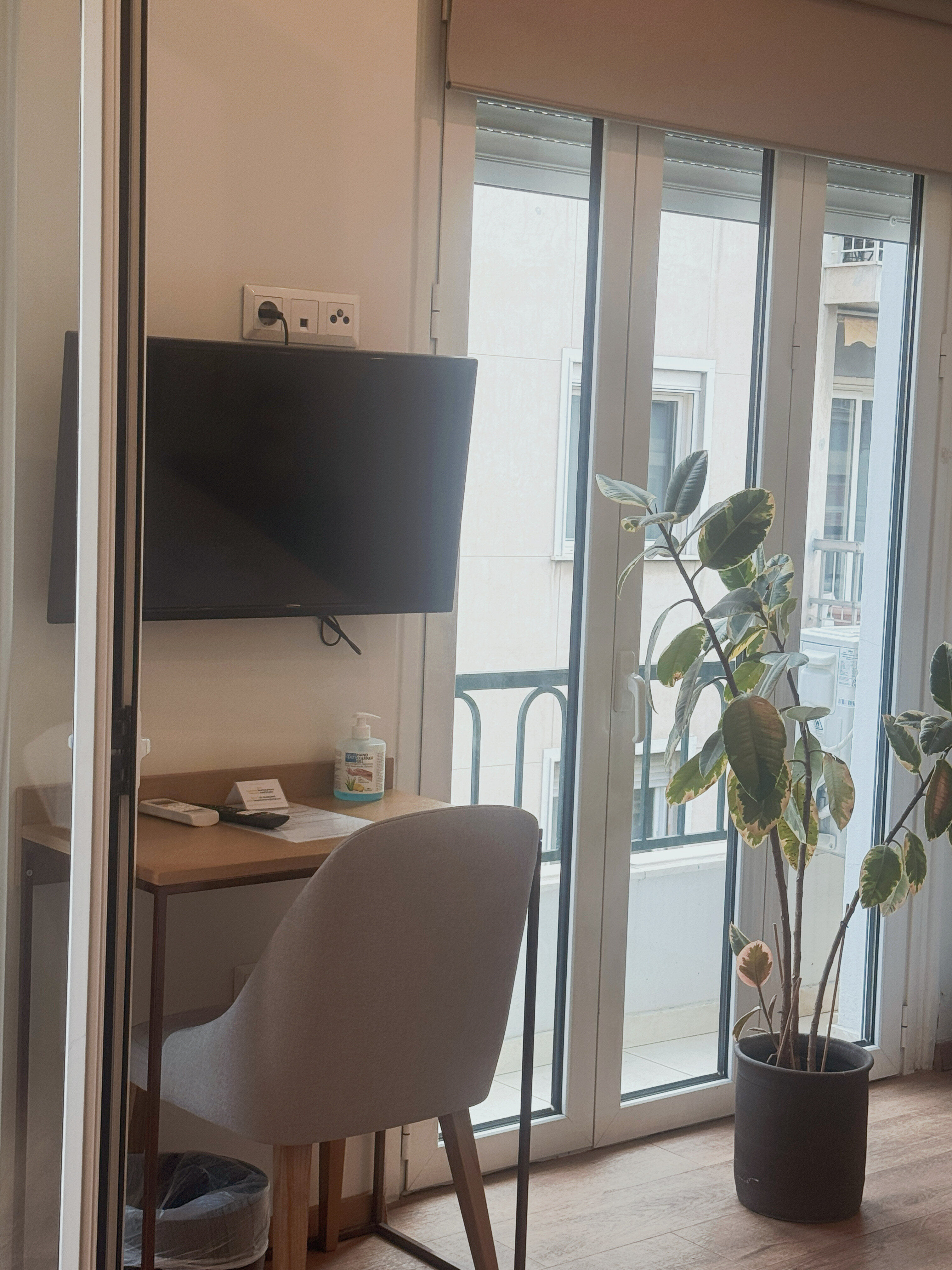 Deluxe Double Room or Two Single Beds with Balcony 9