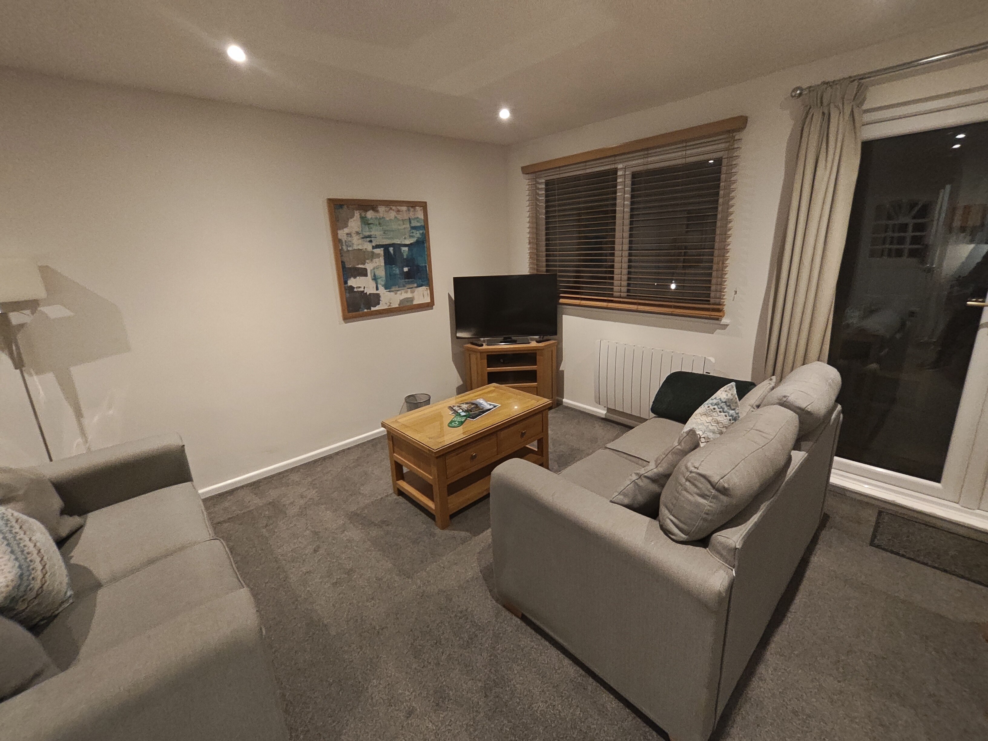 One Bedroom Lodge with Patio 1