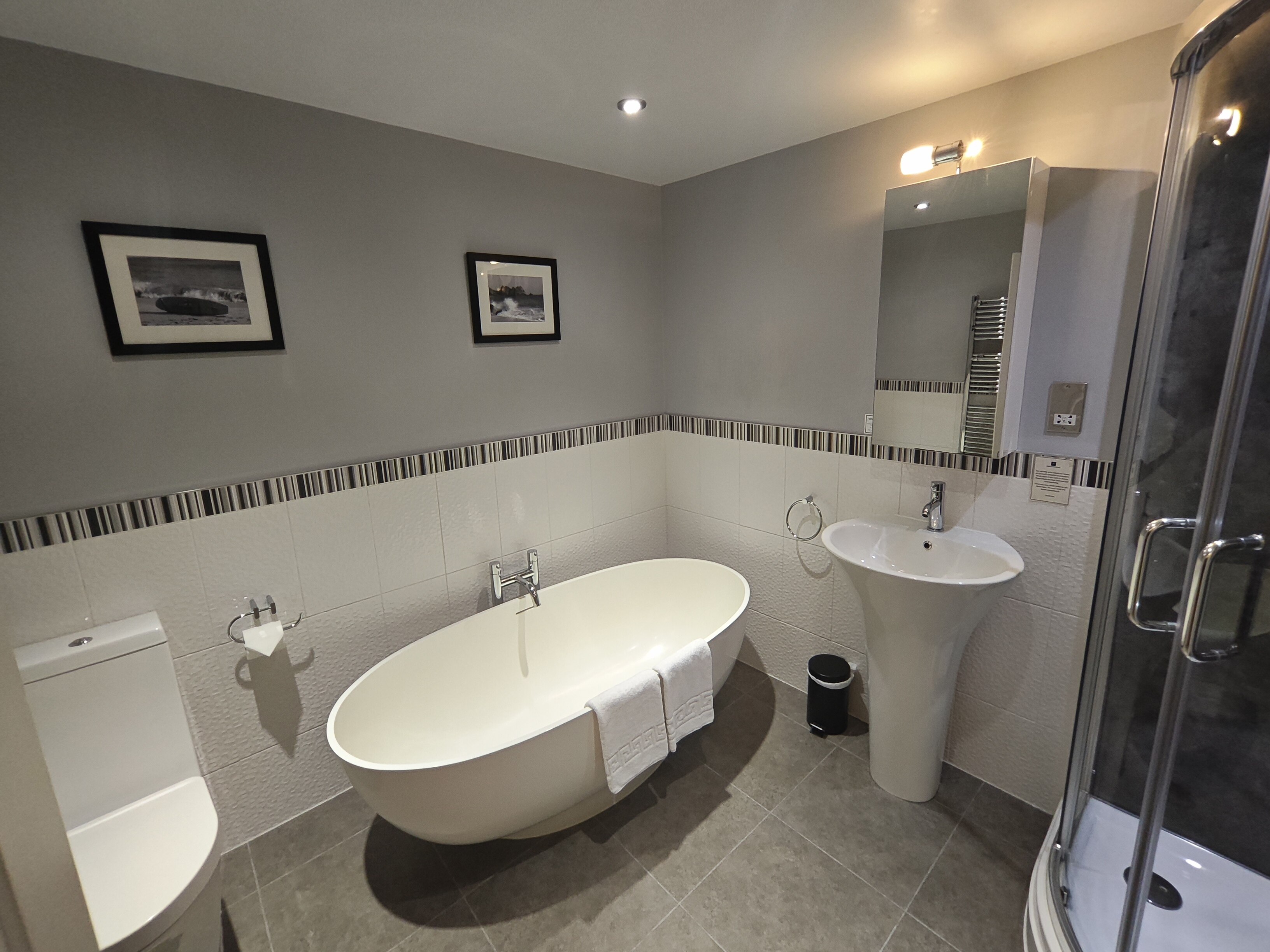 Superior Double Room with Sea View 4