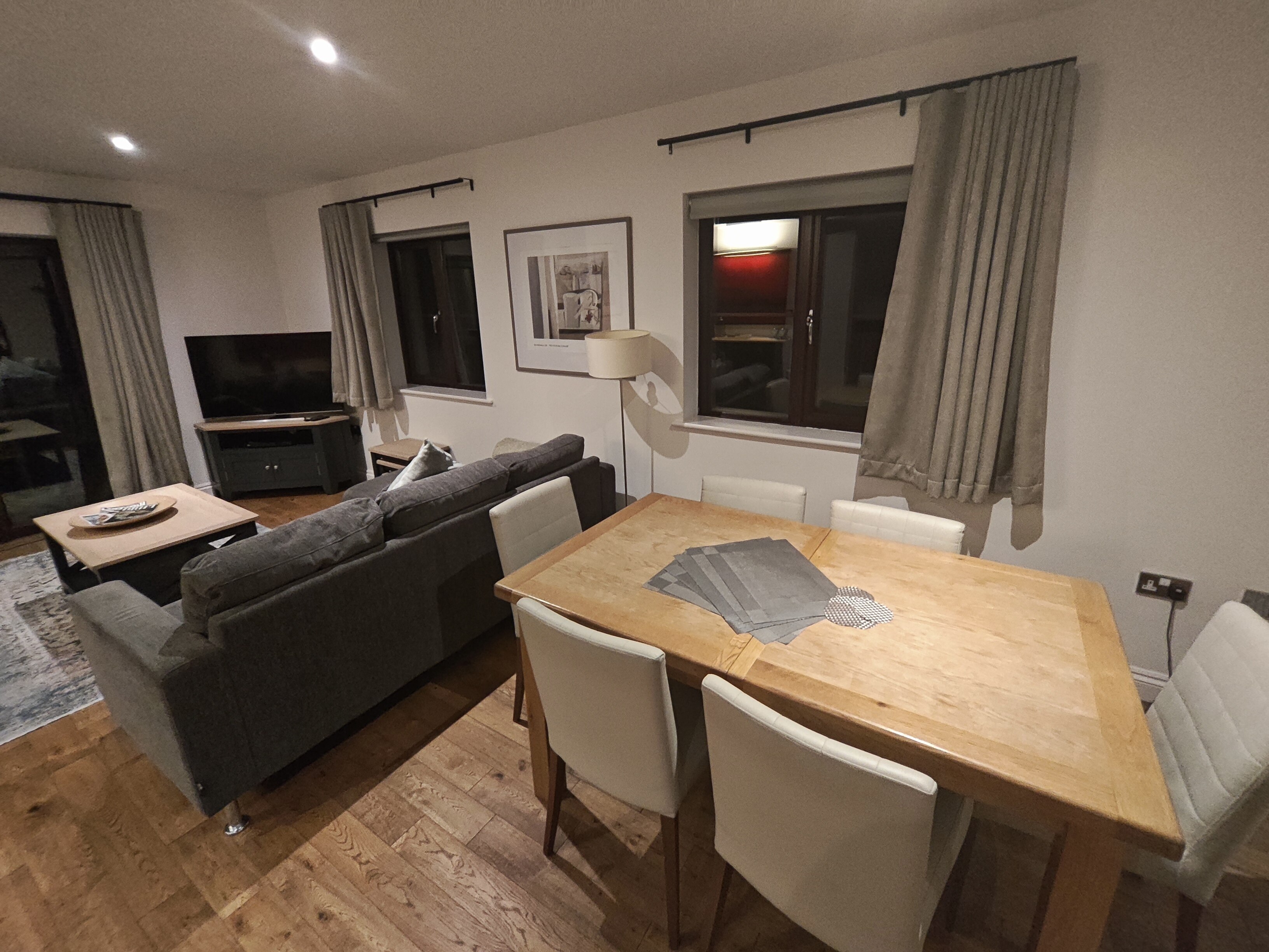 Two Bedroom Lodge with Sea View 7