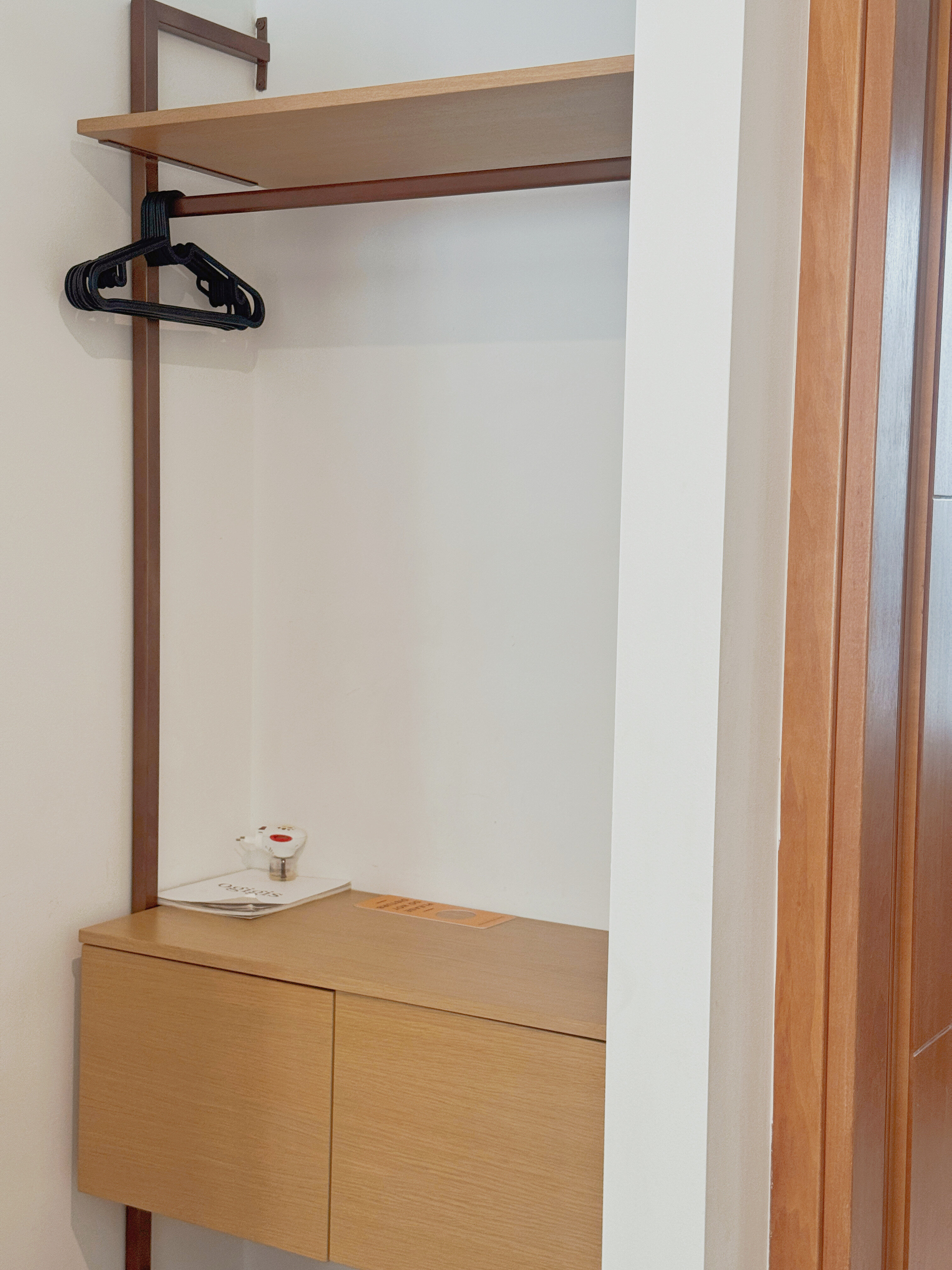 Deluxe Double Room or Twin Beds 8