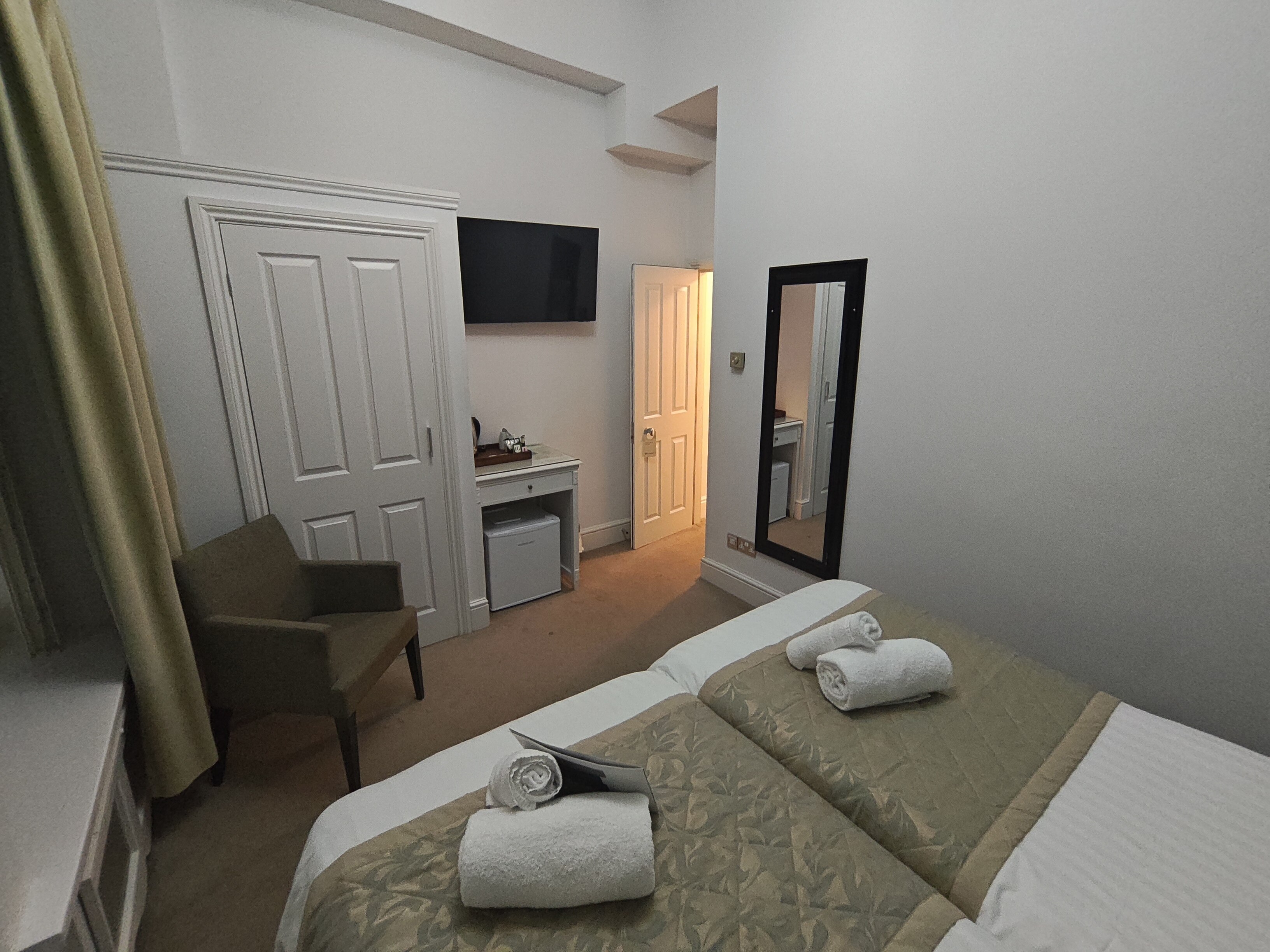 Budget Double Room 2