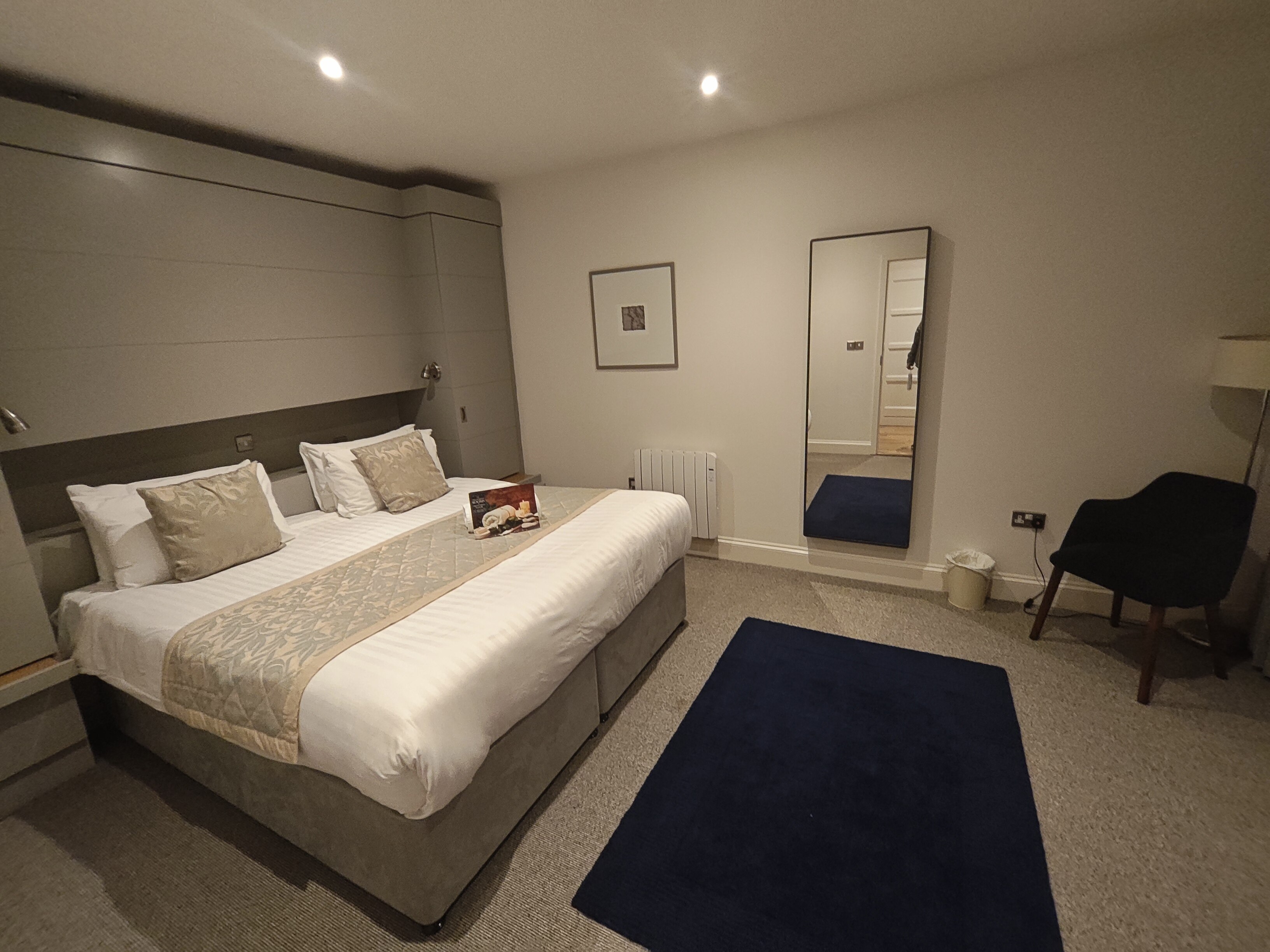 Two-Bedroom Lodge Terrace 7