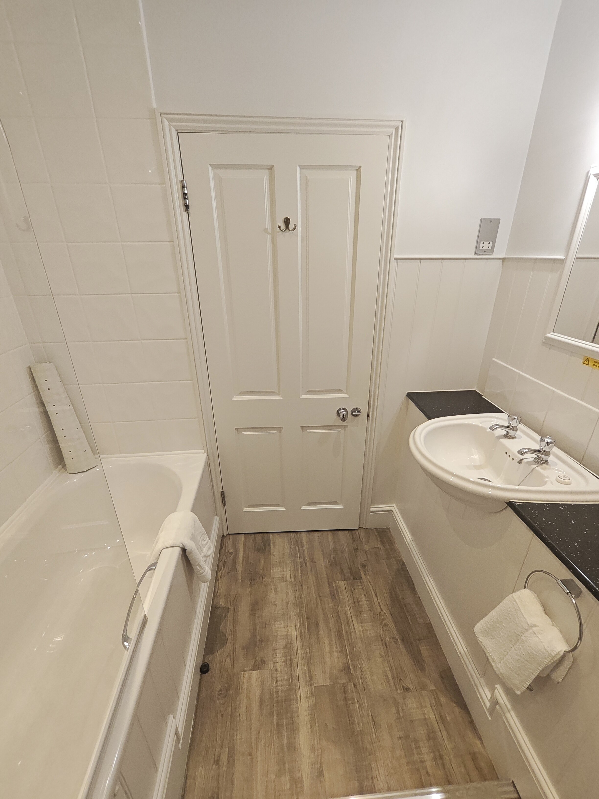 Deluxe Double Room with Balcony and Sea View 5