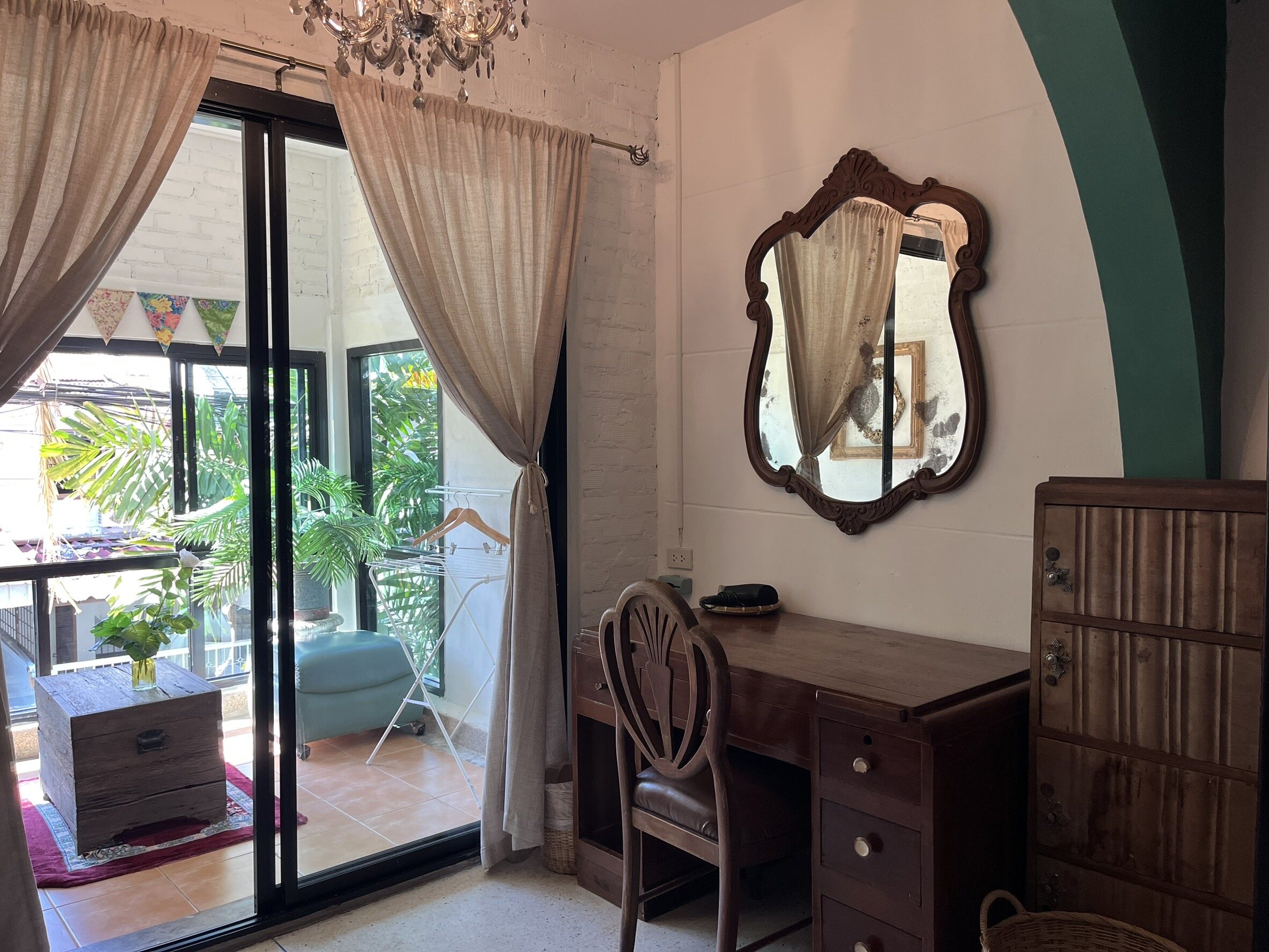 Deluxe Double Room 4