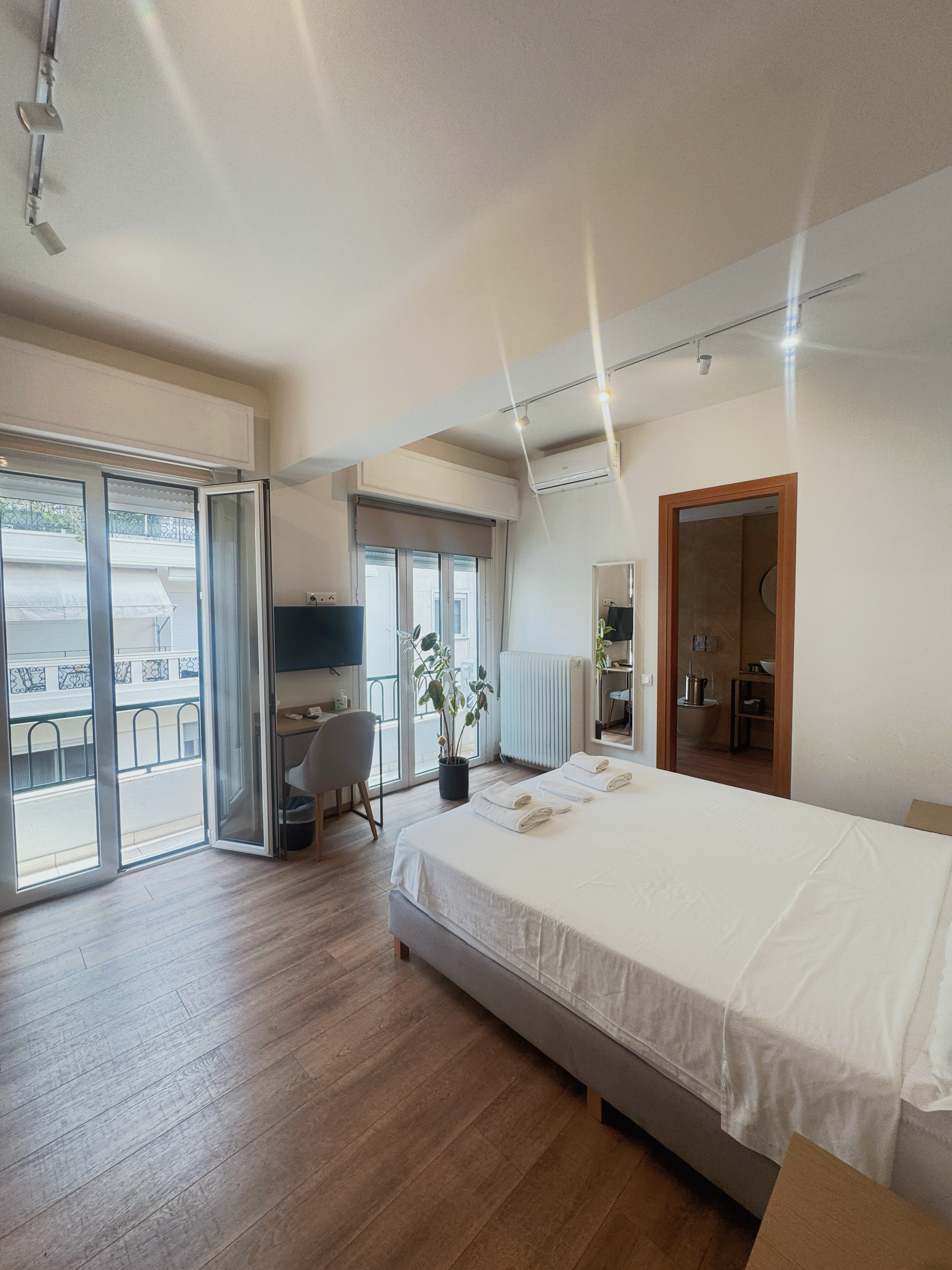 Deluxe Double Room or Two Single Beds with Balcony 0