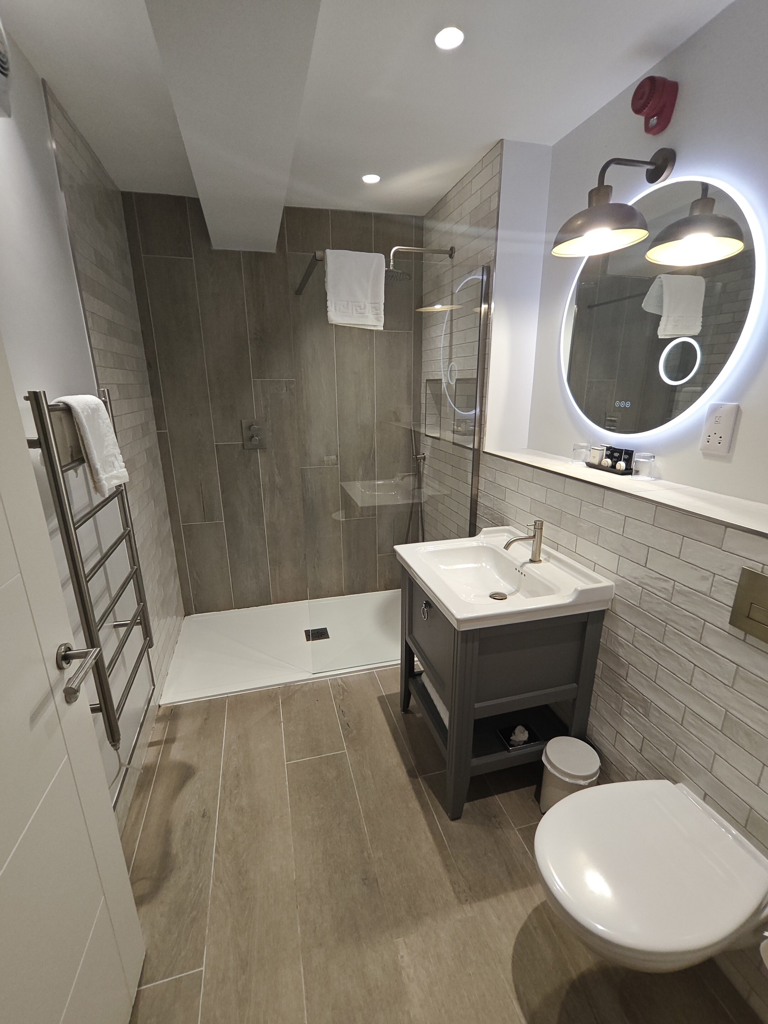 Superior Double or Twin Terrace & Disability Access 4