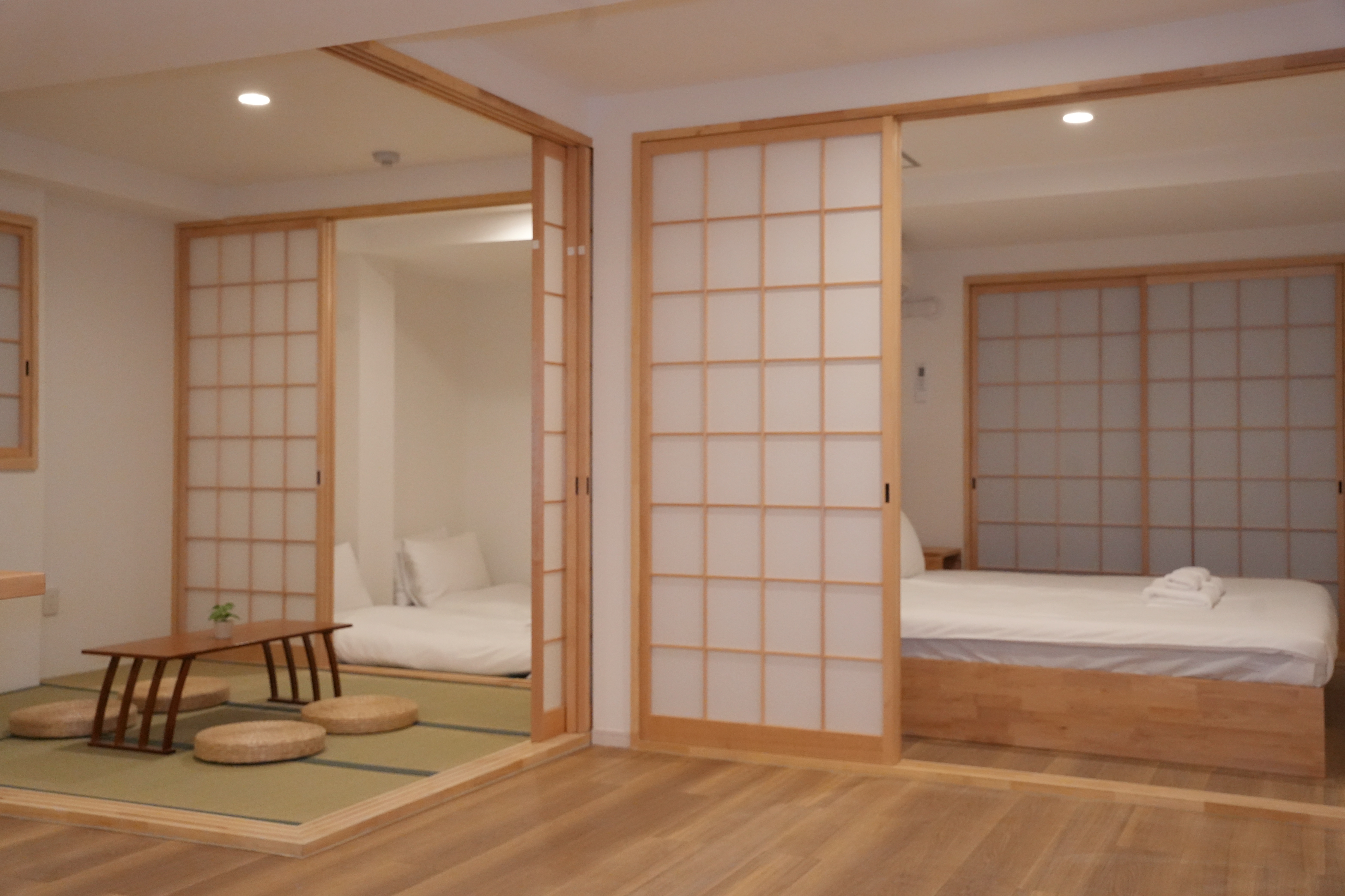 CU Host Dōtonbori NO.2道顿堀贰号公馆｜两室两厅4~6人间｜2间卧室｜1张双人床＋2张单人榻榻米床（可追加2张榻榻米床铺）2
