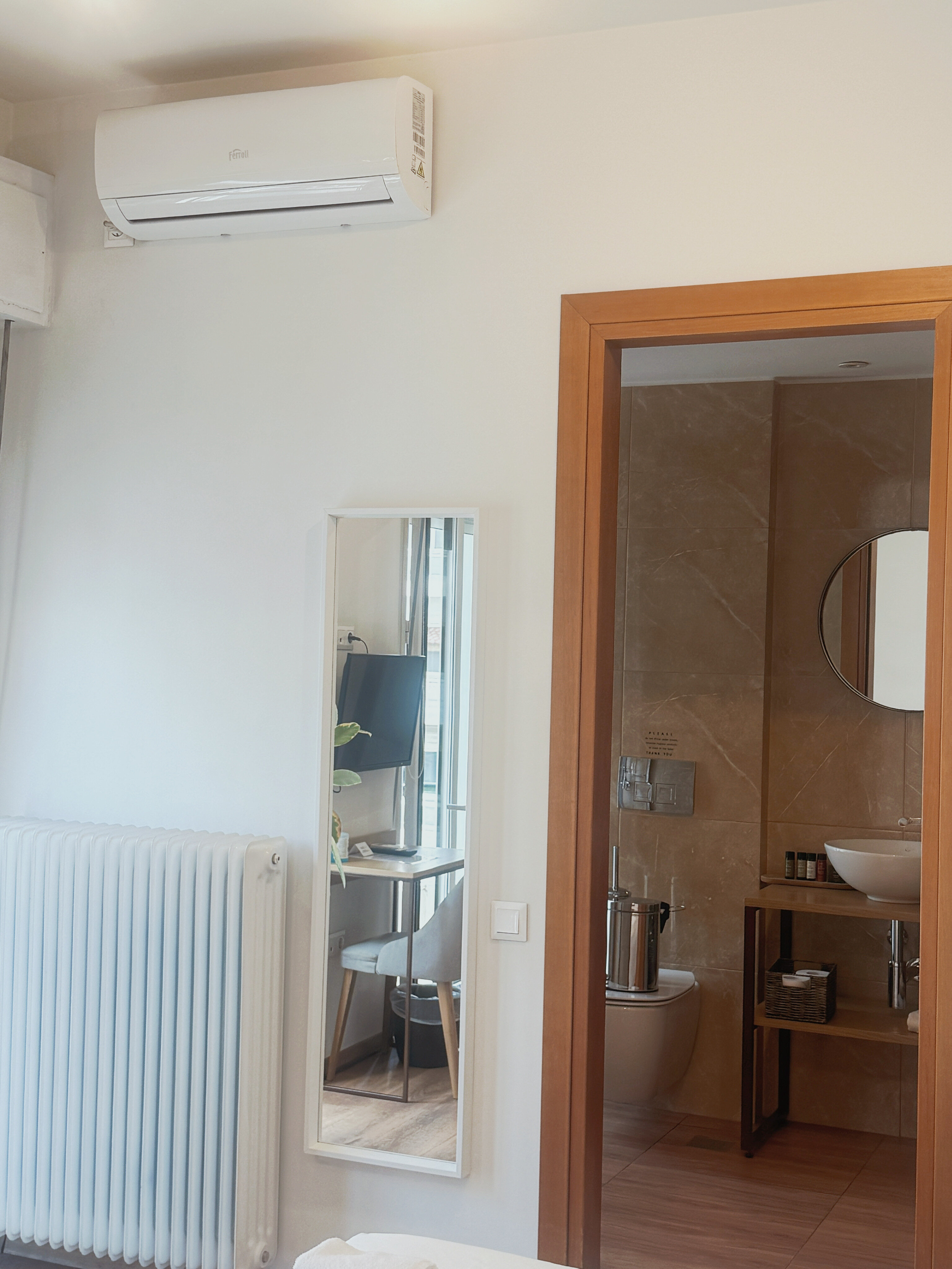 Deluxe Double Room or Two Single Beds with Balcony 8