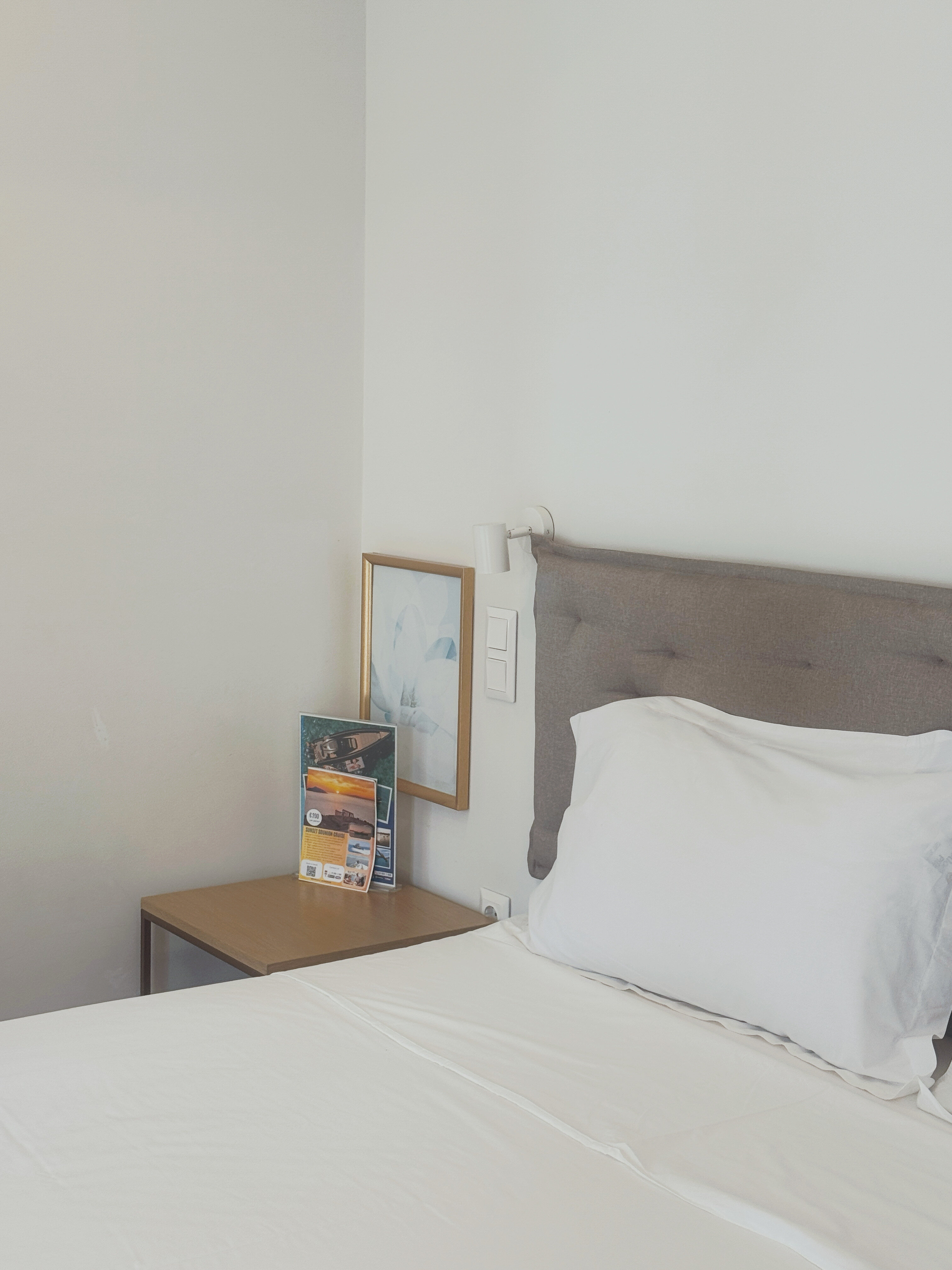 Deluxe Double Room or Two Single Beds with Balcony 6